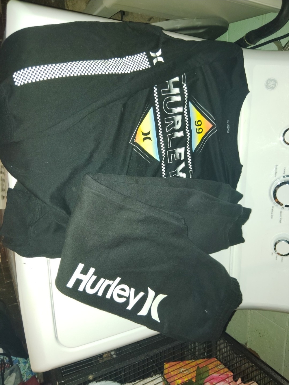 Hurley Black 10/12 Boys Set Long sleeve And Sweat Pants